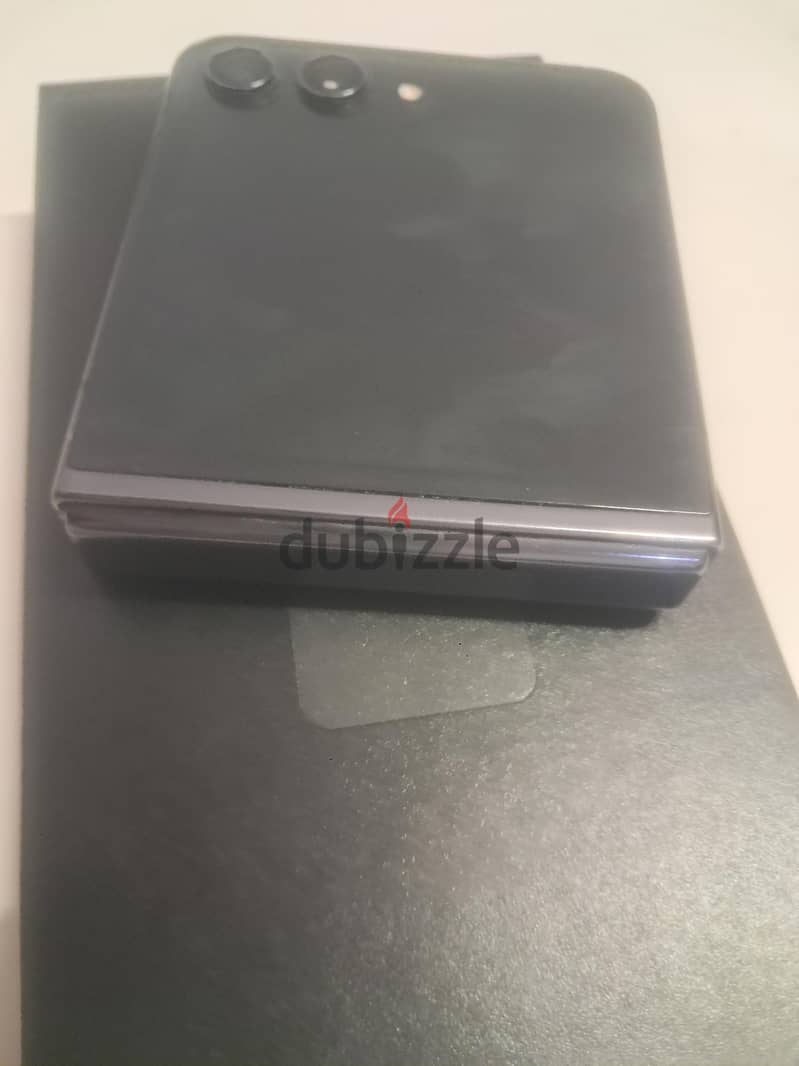 Samsung Z Flip 5 5