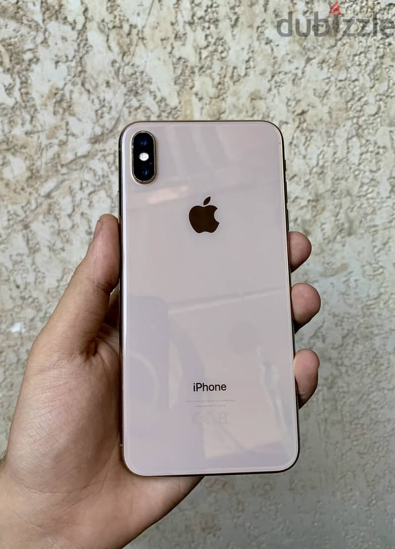 iPhone XS Max 1