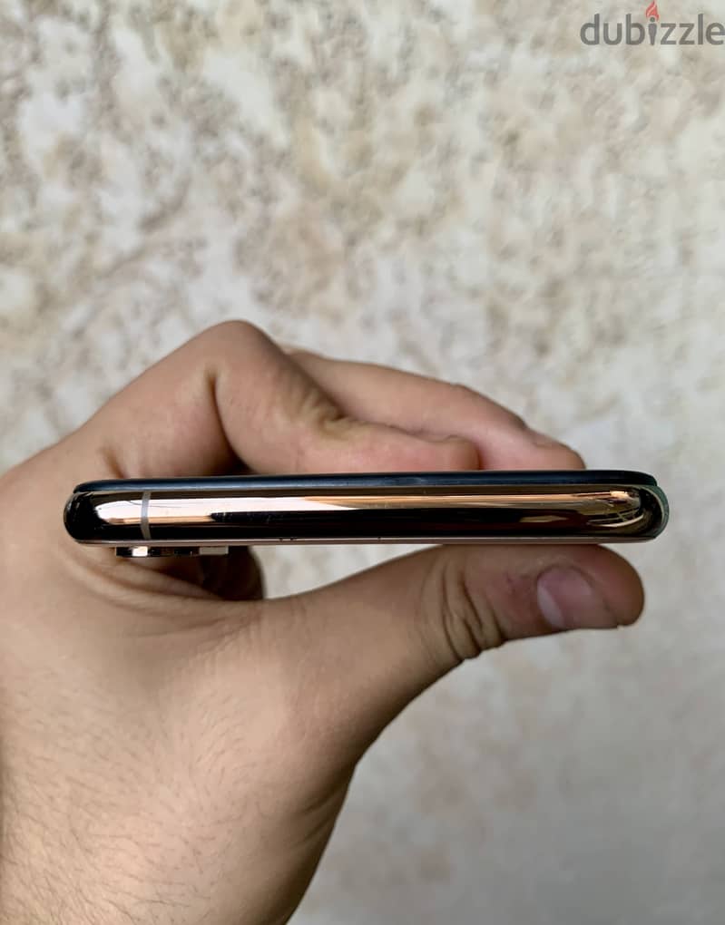 iPhone XS Max 8