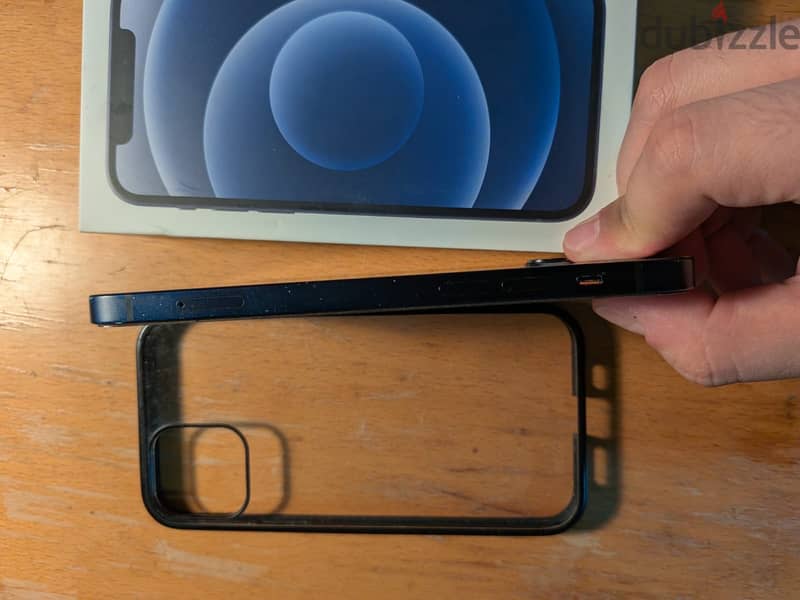 Apple - iPhone 12 4