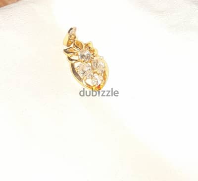 راقيه جدا جدا على شكل بومه من ماركه XUPING  JEWELRY الشهيره بالمجوهرات