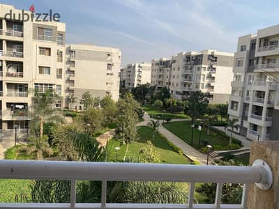 Apartment 116 square meters for sale in Madinaty B10 wide garden view, clear sea view next to services Madinaty