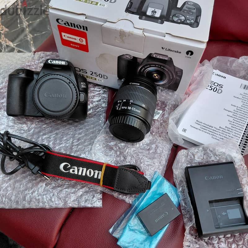 Canon EOS 250D  3