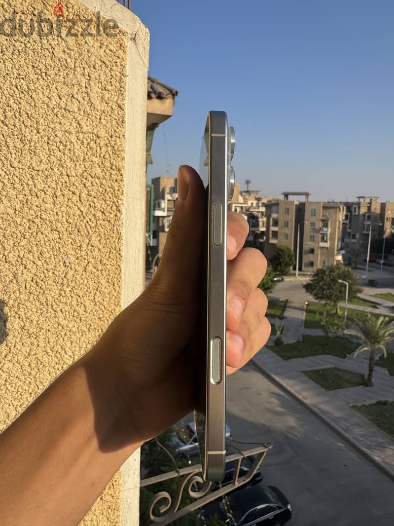 Apple - iPhone 16 Pro Max 4