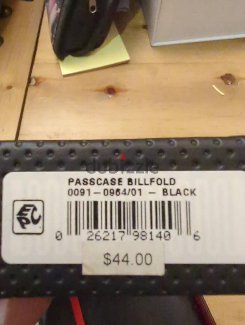 Guess wallet 2