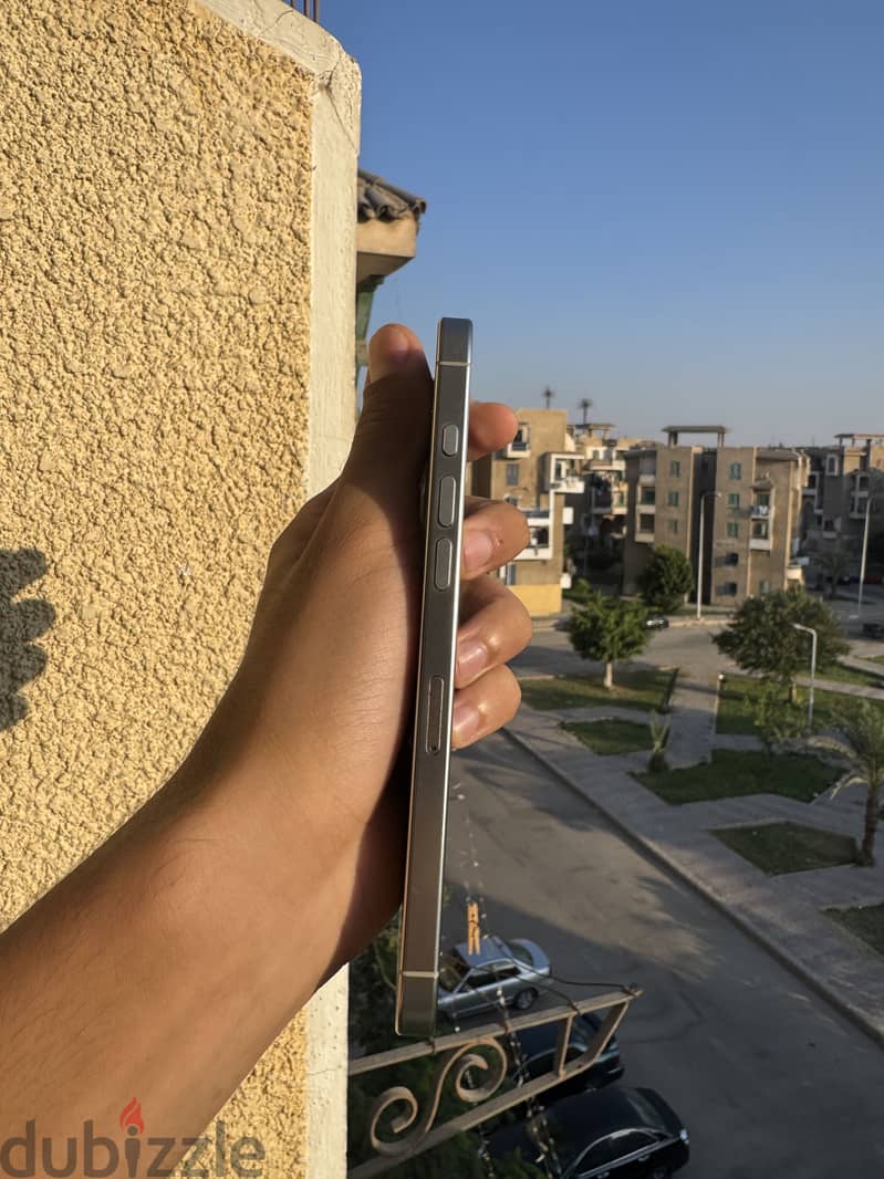 Apple - iPhone 16 Pro Max 5