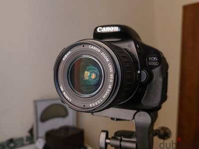كاميرا Canon 600