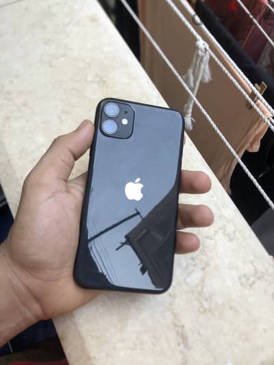 Apple - iPhone 11