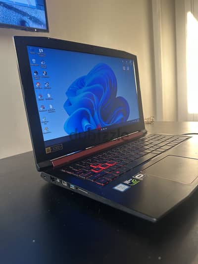 Acer nitro 5 gen8th gtx 1050 core i5
