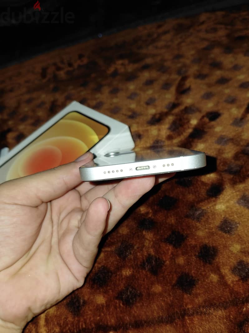 Apple - iPhone 12 3