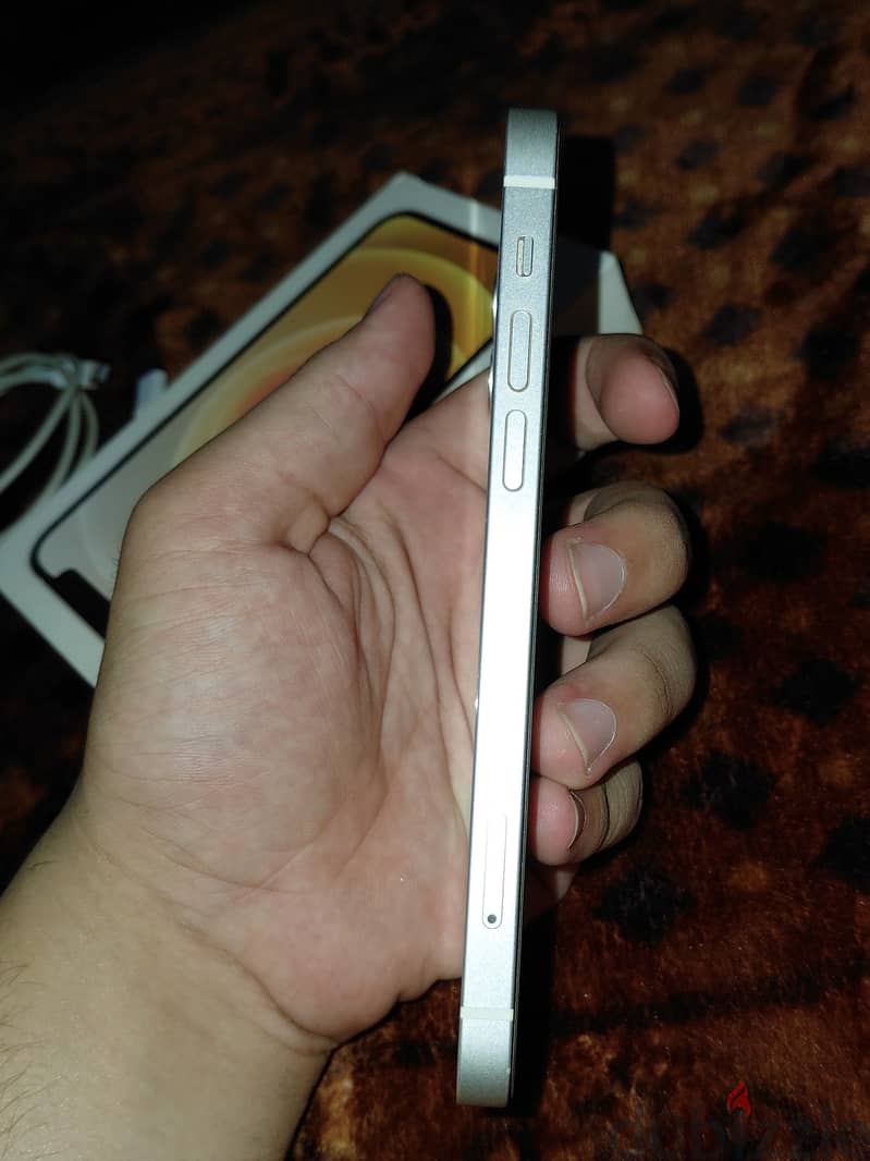 Apple - iPhone 12 5