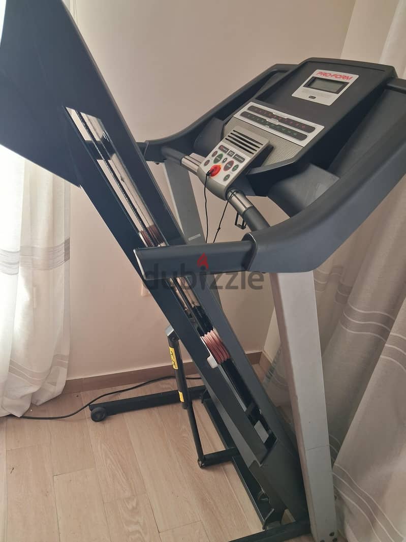 Treadmill PROFORM for sale 3