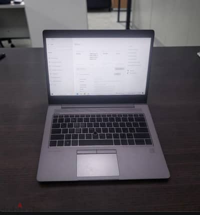HP EliteBook 735