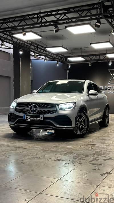 Mercedes-Benz GLC 200 2022 صيانة توكيل بالكامل 