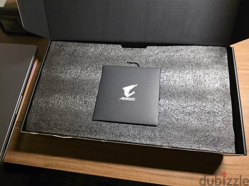 aorus rx 9070xt جديد 3