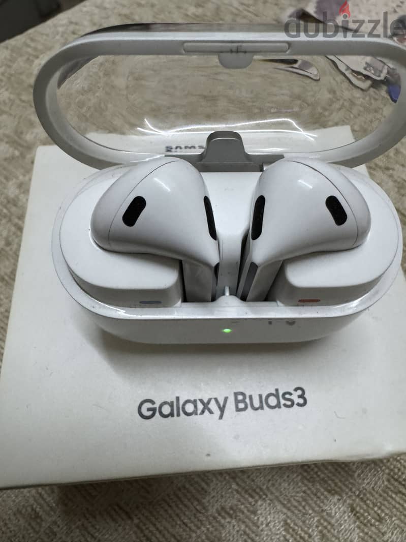 Galaxy Buds 3 1