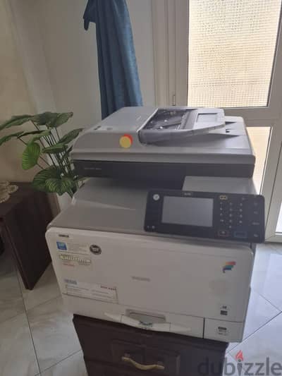 طابعة ريكو  ٣٠٥  اللوان   Ricoh