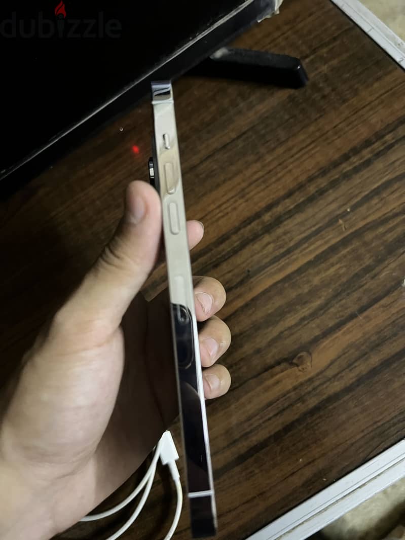 iPhone 14 Pro Max 2