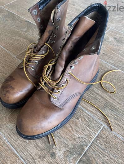 ريد وينج Safety Boots أصلية – Steel Toe + EH – مقاس 41.5