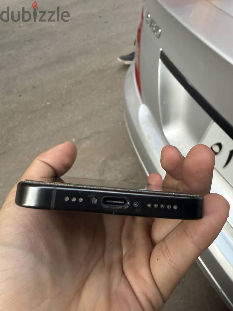 Apple - iPhone 16 Pro 1