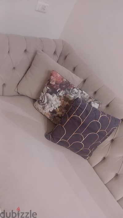 ركنه حرف L