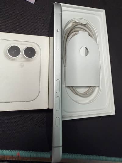 Apple - iPhone 16 256 GB - used for 8 months