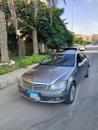 مرسيدس بنز سي 250 2011 أعلى فئة Mercedes-Benz C250 2011 حالة ممتازة