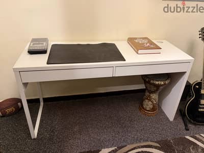 Ikea desk like new