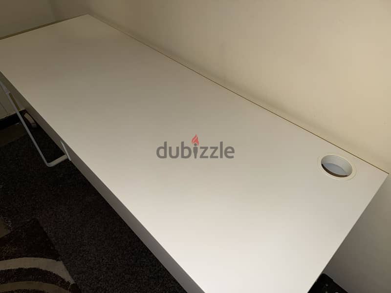 Ikea desk like new 4