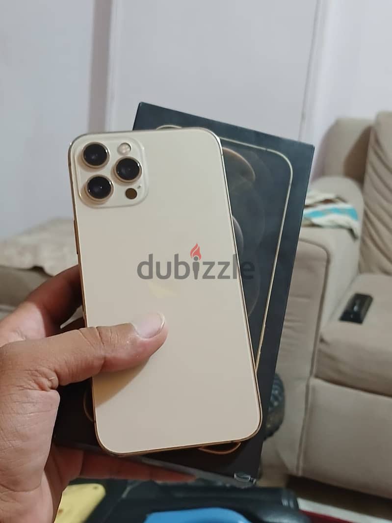 iPhone 12 pro Max 6