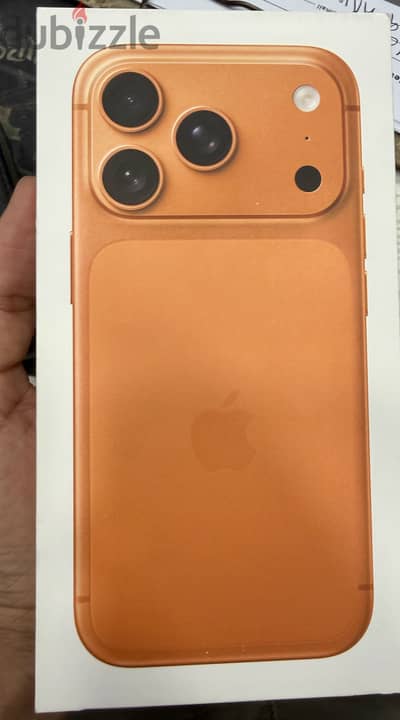 iPhone 17 pro 256 giga orange