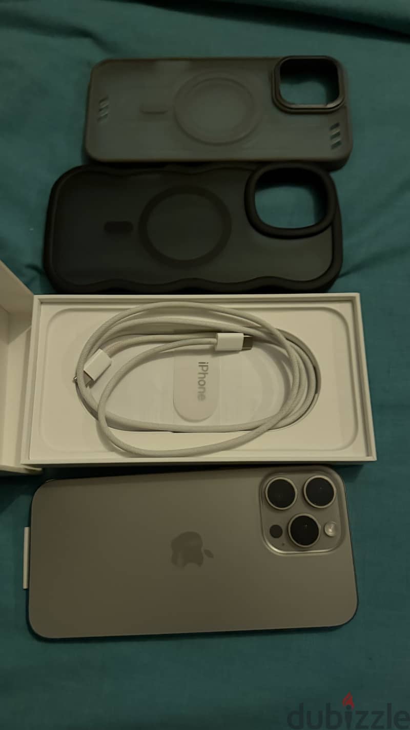 Apple - iPhone 16 Pro Max 1