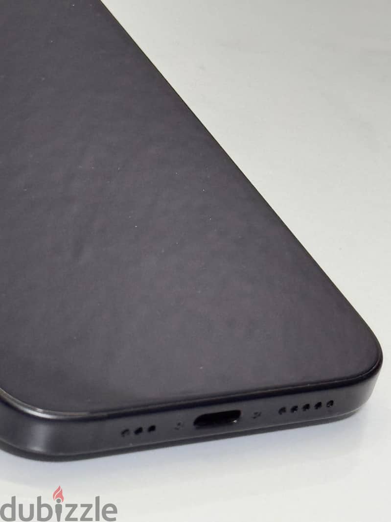 Apple - iPhone 15 4