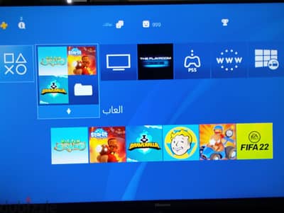 PS4 مستعمل استعمال خفيف و٥ العاب