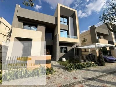 فيلا بسعر محروق بتشطيب سمارت كامل جاهز للسكن بكميونتي vip بفيو علي لاندسكيب مباشره بجراج خاص