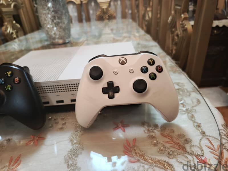Xbox one s 3