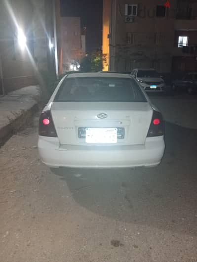 هيونداي فيرنا 2010