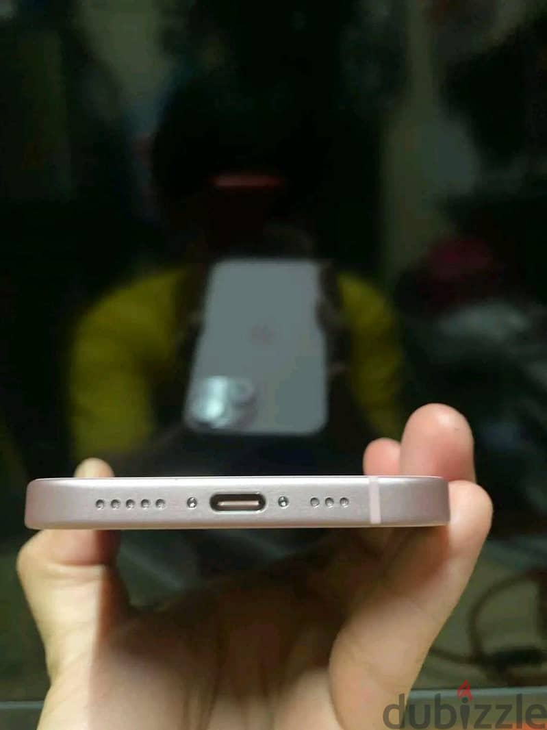Apple - iPhone 15 4