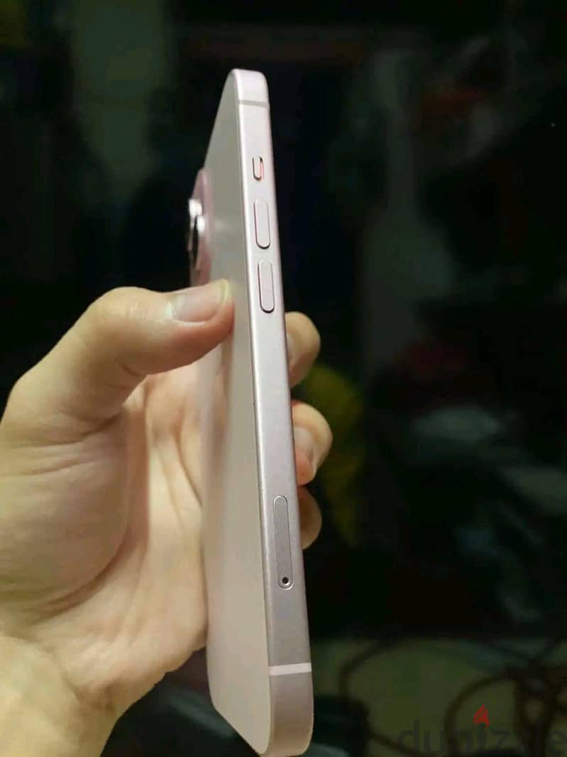 Apple - iPhone 15 5