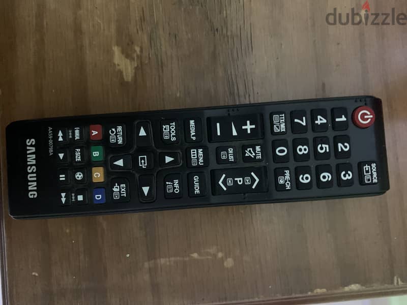 Samsung T24D310MO 4