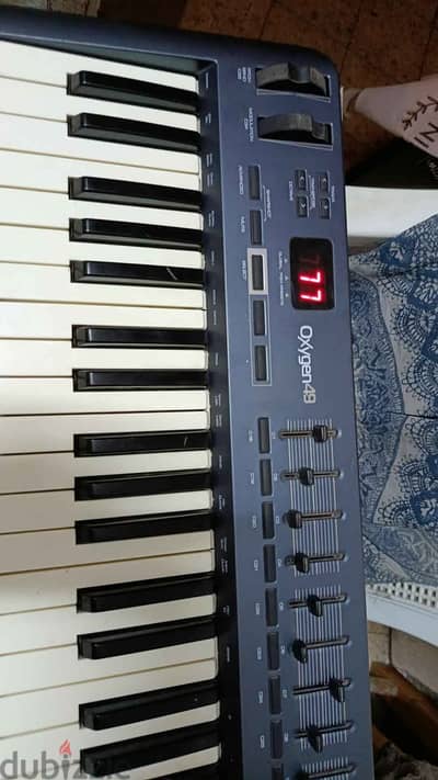 ميدى كيبورد 49 m audio oxygen 49 midi keyboard