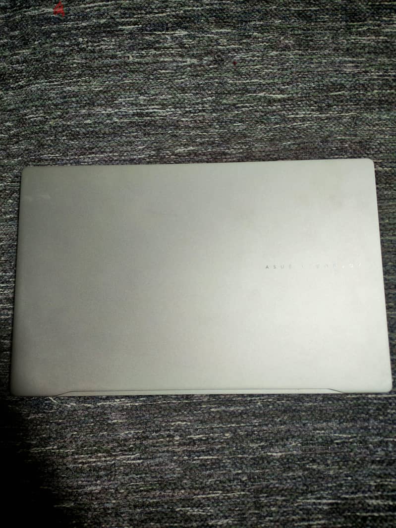Asus vivobook S15 S5507Q Snapdragon(R) X plus 1