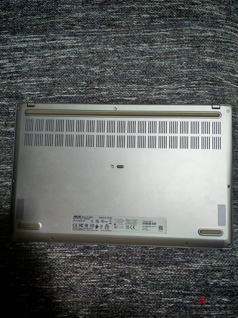 Asus vivobook S15 S5507Q Snapdragon(R) X plus 3