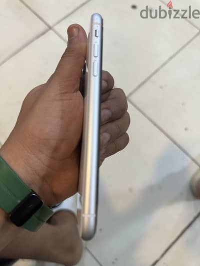 Apple - iPhone XR