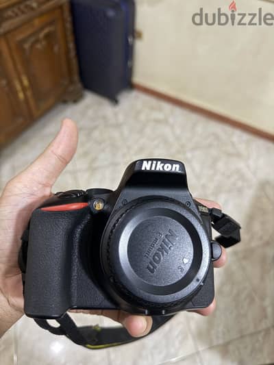 Nikon D5600 Mint (3k Shutter) | نيكون D5600 بحالة الزيرو شاتر 3 آلاف