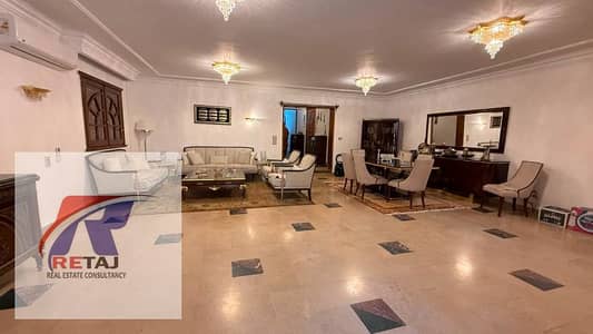 Apartment for sale in the First District – behind Bank Misr, Abbas El Akkad Street | 225 sq m | Super Lux | Al Finat Buildings, Nasr City