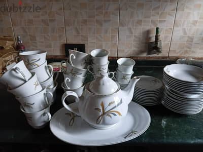 طقم صيني  من لبنان