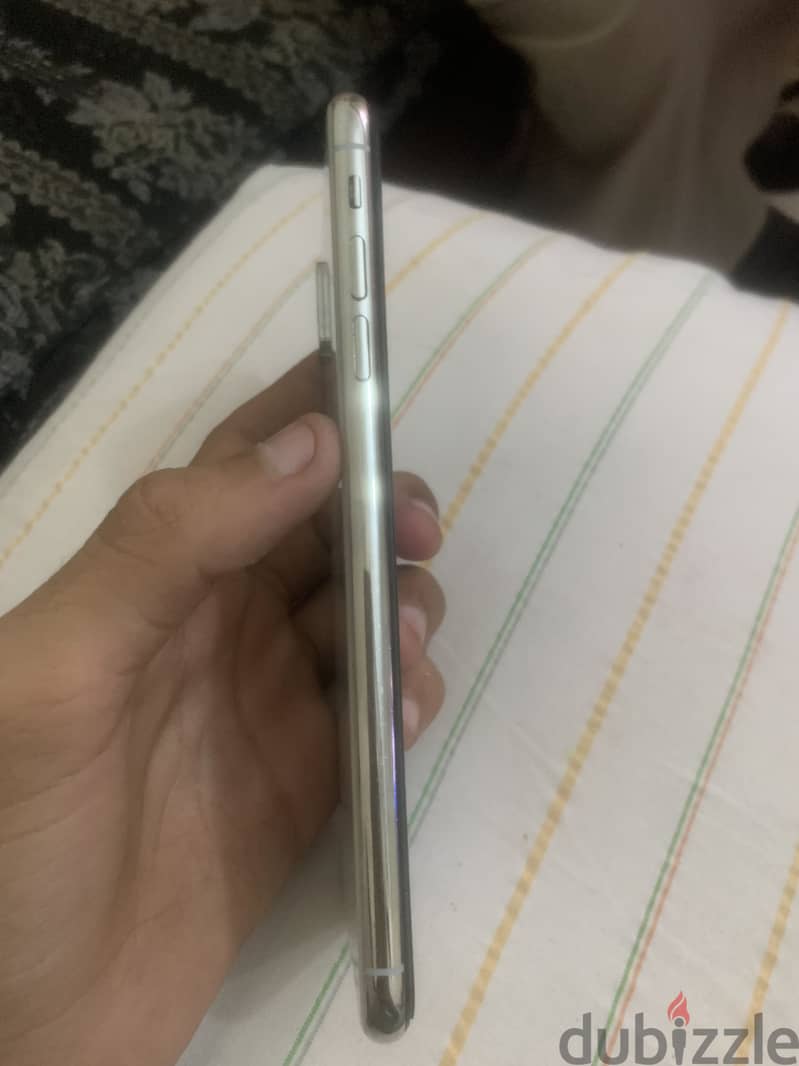 Apple - iPhone XS Max 2