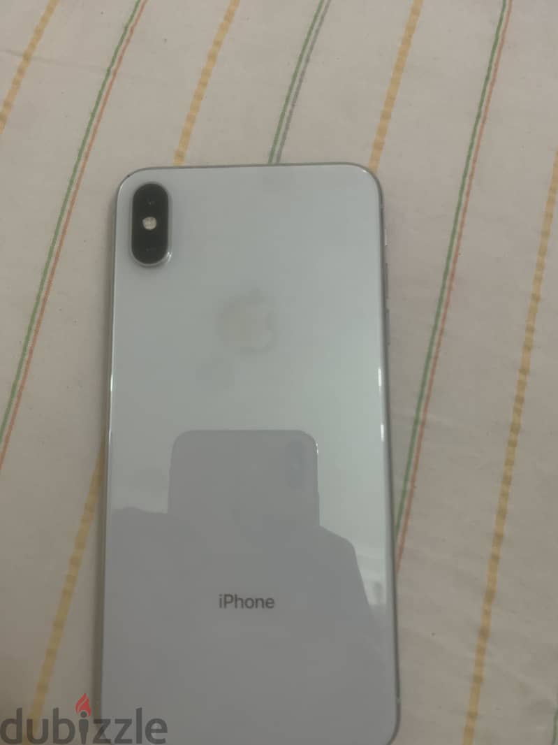 Apple - iPhone XS Max 3