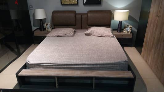 غرفه نوم متر ٨٠  براند hub furniture استعمال خفيف